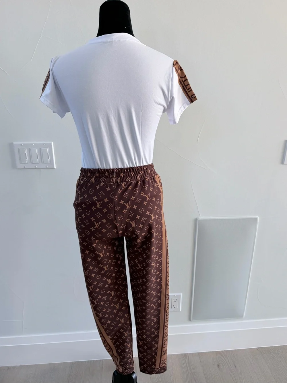 Stylish Brown Monogram Side-Stripe Women’s Pants and matching T shirt size M